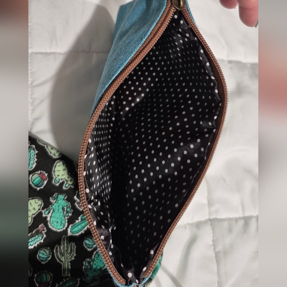 Cactus Print Clutch Set - Picture 5 of 5